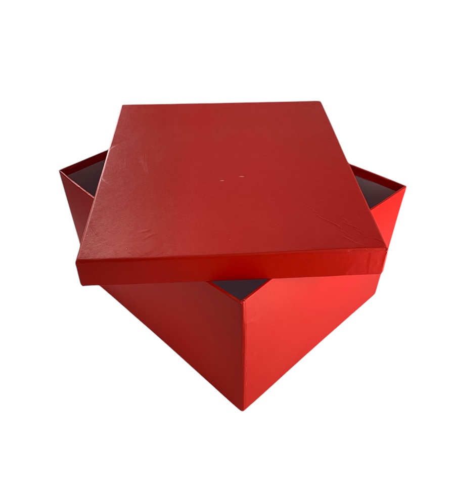 CAJA DE REGALO UNICOLO ROJA 28*23*15.5 CM