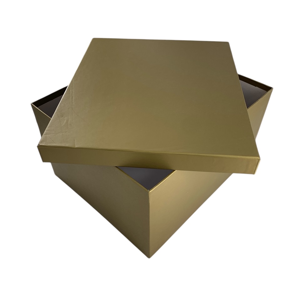 CAJA DE REGALO UNICOLOR DORADO 26*21*14.5 CM