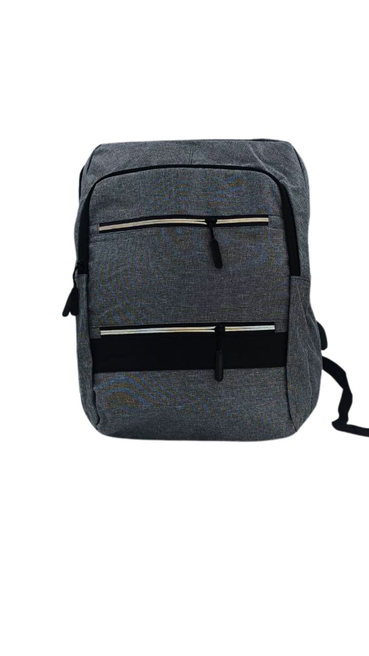 BOLSO 40*28*14 CM UNICOLOR CIERRE REFLECTIVO/PUERTO USB