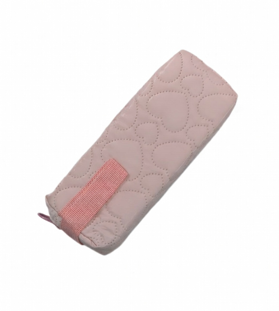 CARTUCHERA 19*20 CM TELA ACOLCHADA CON CORAZONES