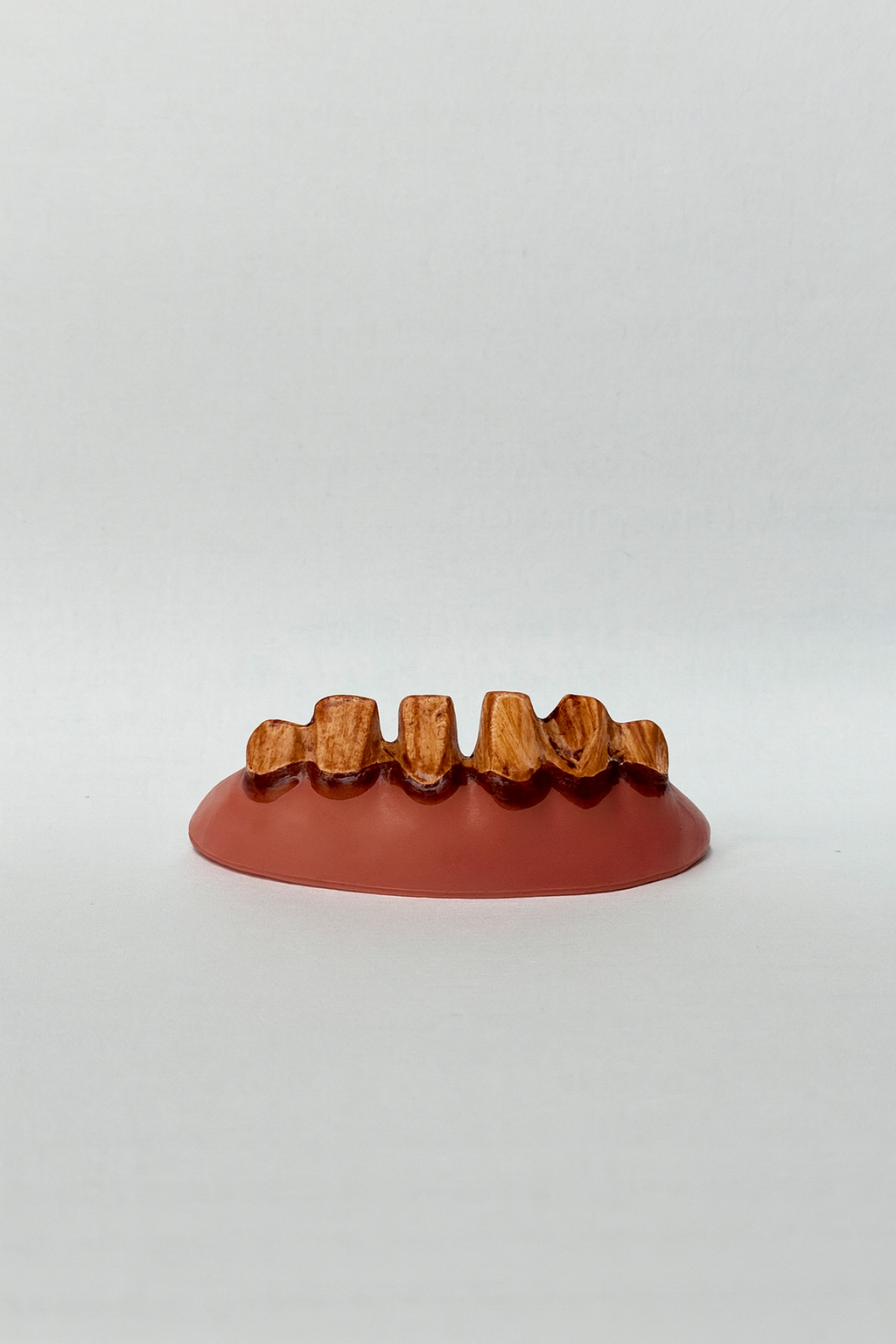 DIENTES CAREADOS BEIGE